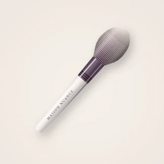 Pinceau contour au manche en aluminium – Maison Nuance, vue de face