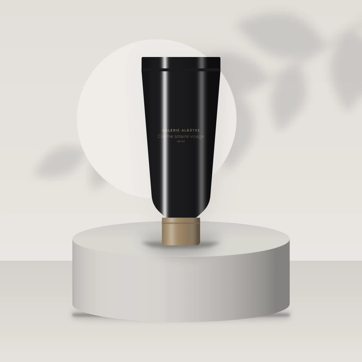 Crème solaire visage fraîcheur à l'huile de karanja SPF 50 – Galerie Albâtre, photo d'ambiance
