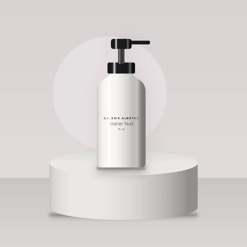 Crème hydratante Atelier Nuit à la vitamine E – Galerie Albâtre, photo d'ambiance